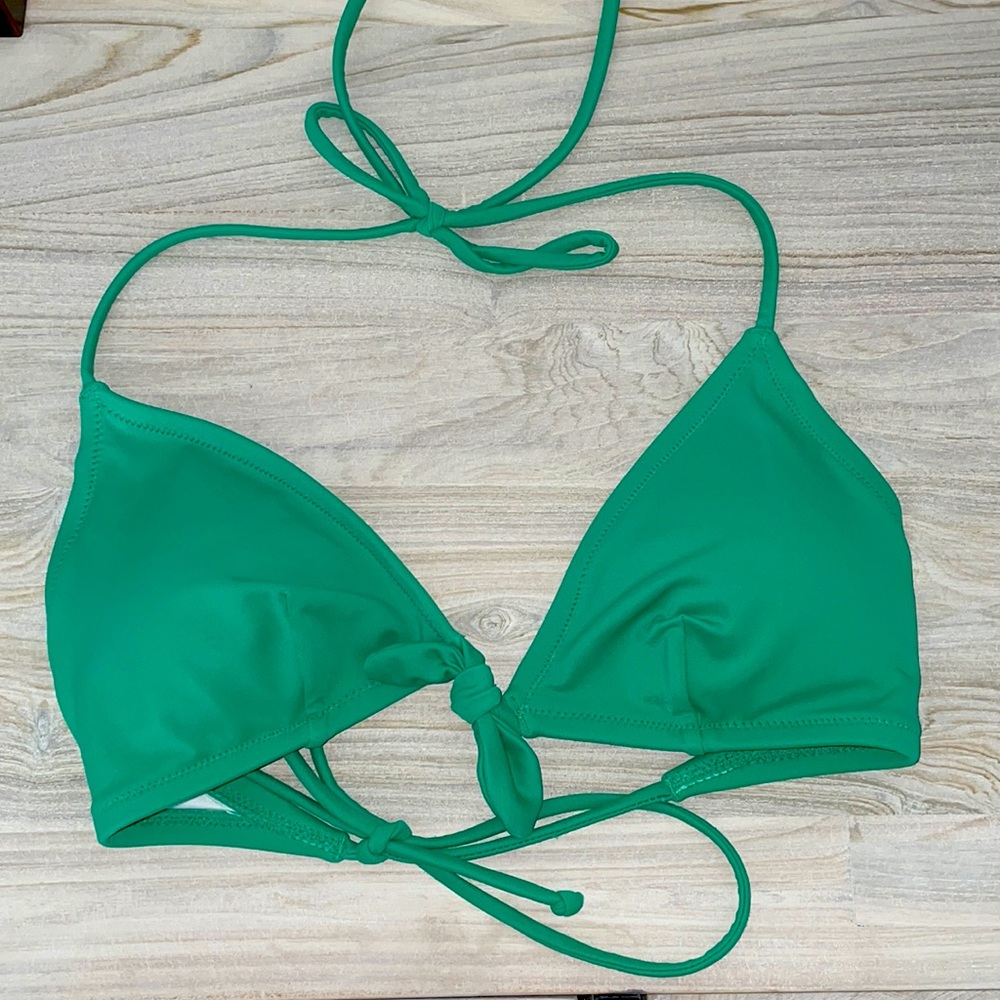 Victoria’s Secret bikini top - green